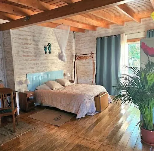 Casa Seahorses B בקתה